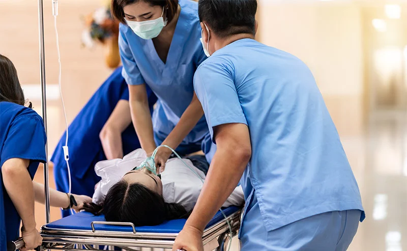 During War or Emergency Situations, Book Doctor on Call Services in Dubai for Immediate Medical Care at Home